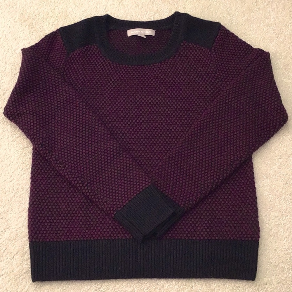 NWT Banana Republic Crew Neck Sweater